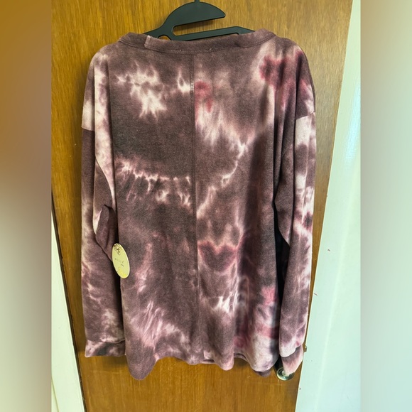 Ladies new with tags size 2X pullover by Misia Curvy - Picture 2 of 13